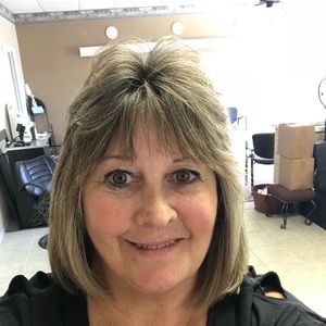 Meet your Posher, Sharon